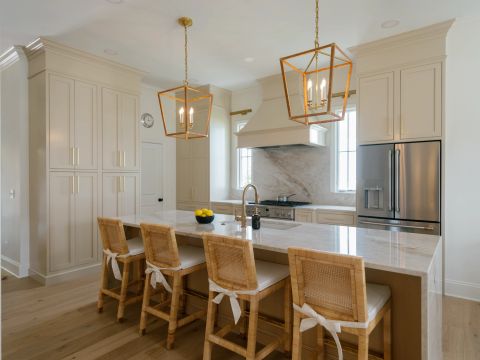 Augusta Road Traditional image 3