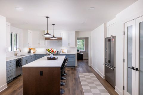 Taylors Transitional Kitchen image 5